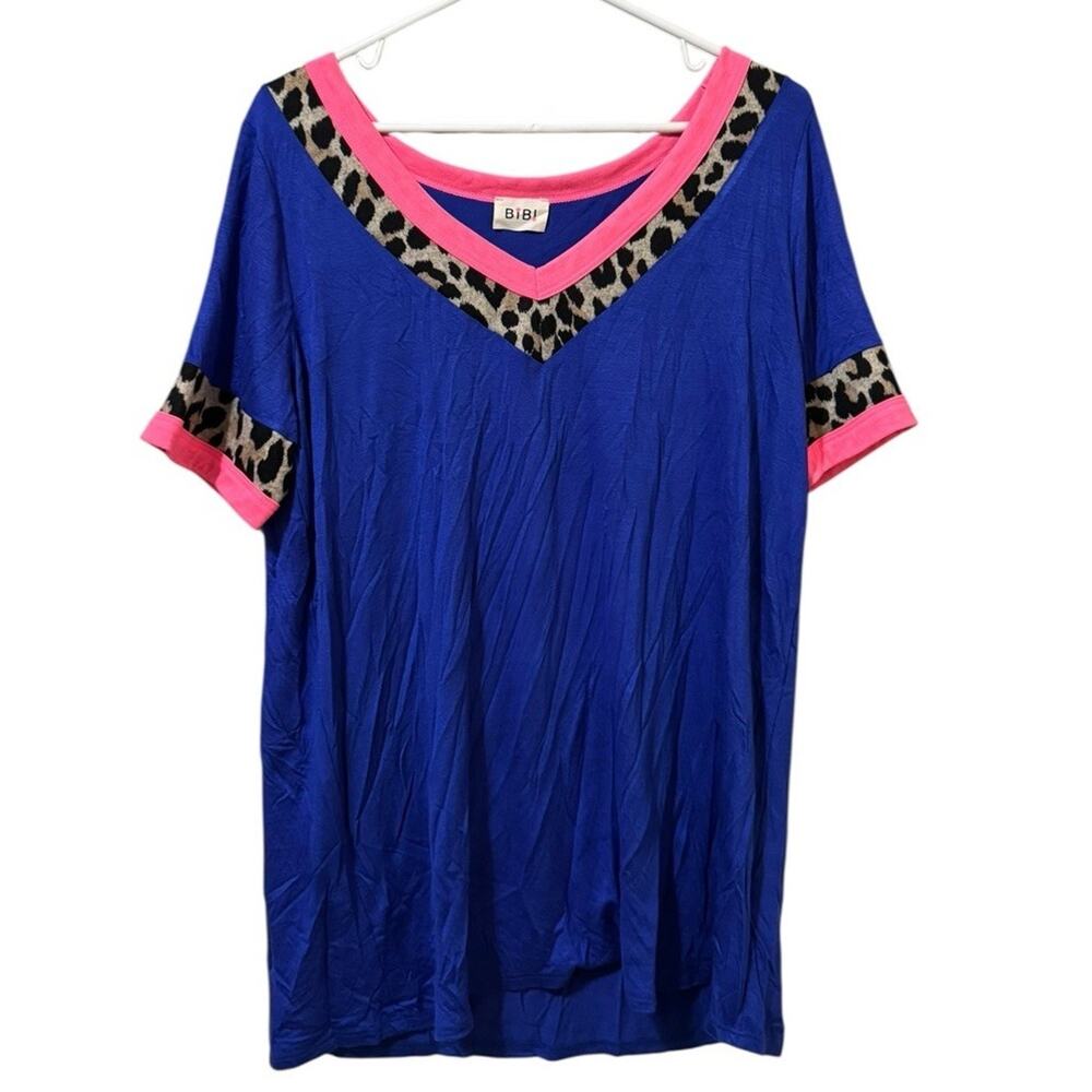 BiBi Women‎ Size Medium Short Sleeve Tunic Top Stretch Colorful Lightweight Boho